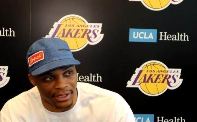 yl7703永利-韦少：我从来没有挑战教练 我一直都非常愿意牺牲